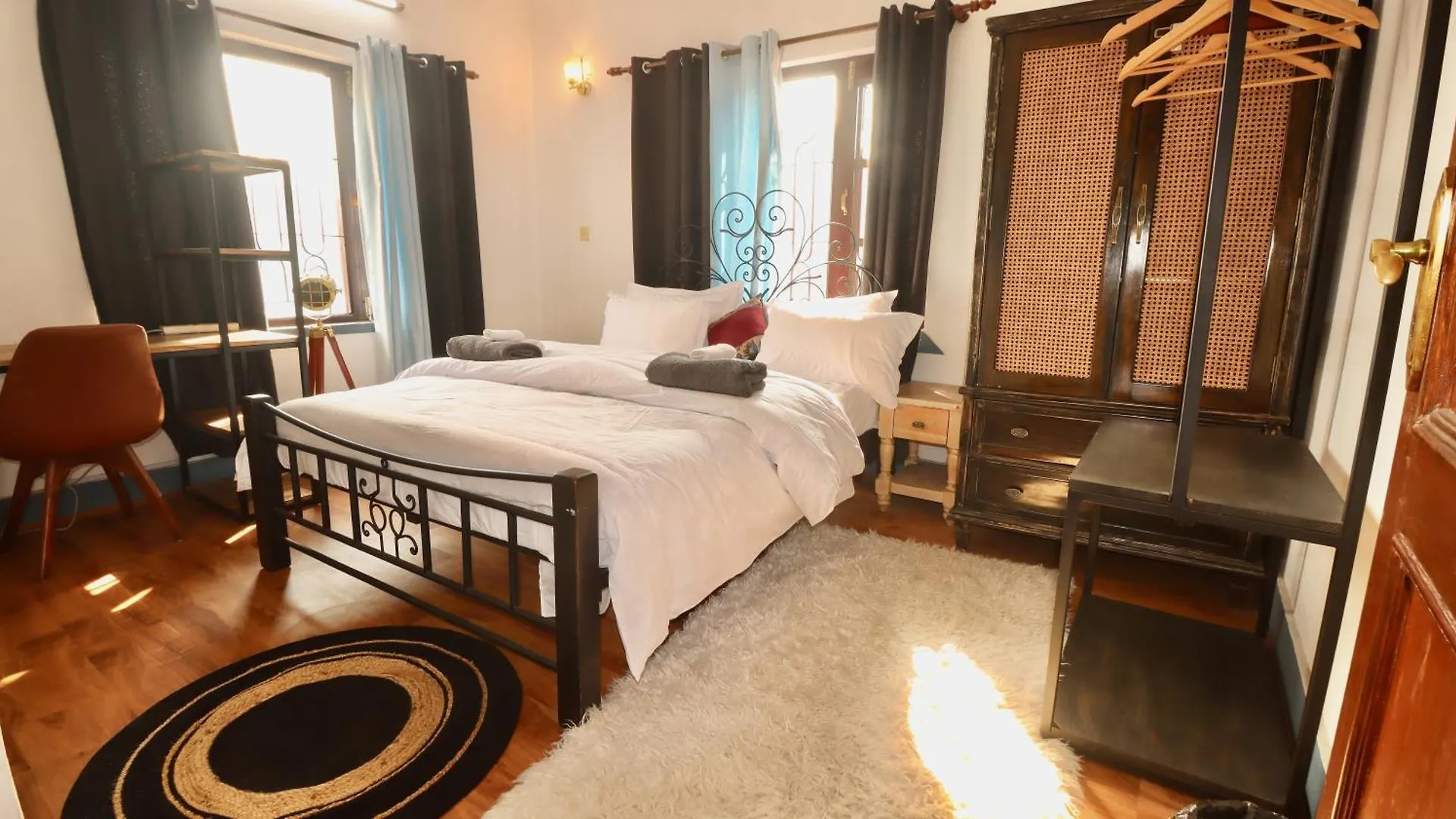 Villa Wanderer'S Home Chabahil - A Home Away From Home Katmandú