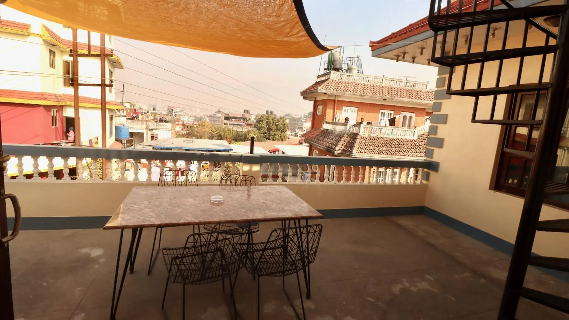 Wanderer'S Home Chabahil - A Home Away From Home Katmandú