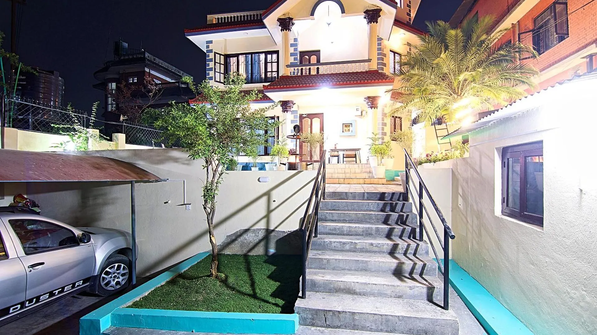 Wanderer'S Home Chabahil - A Home Away From Home カトマンズ