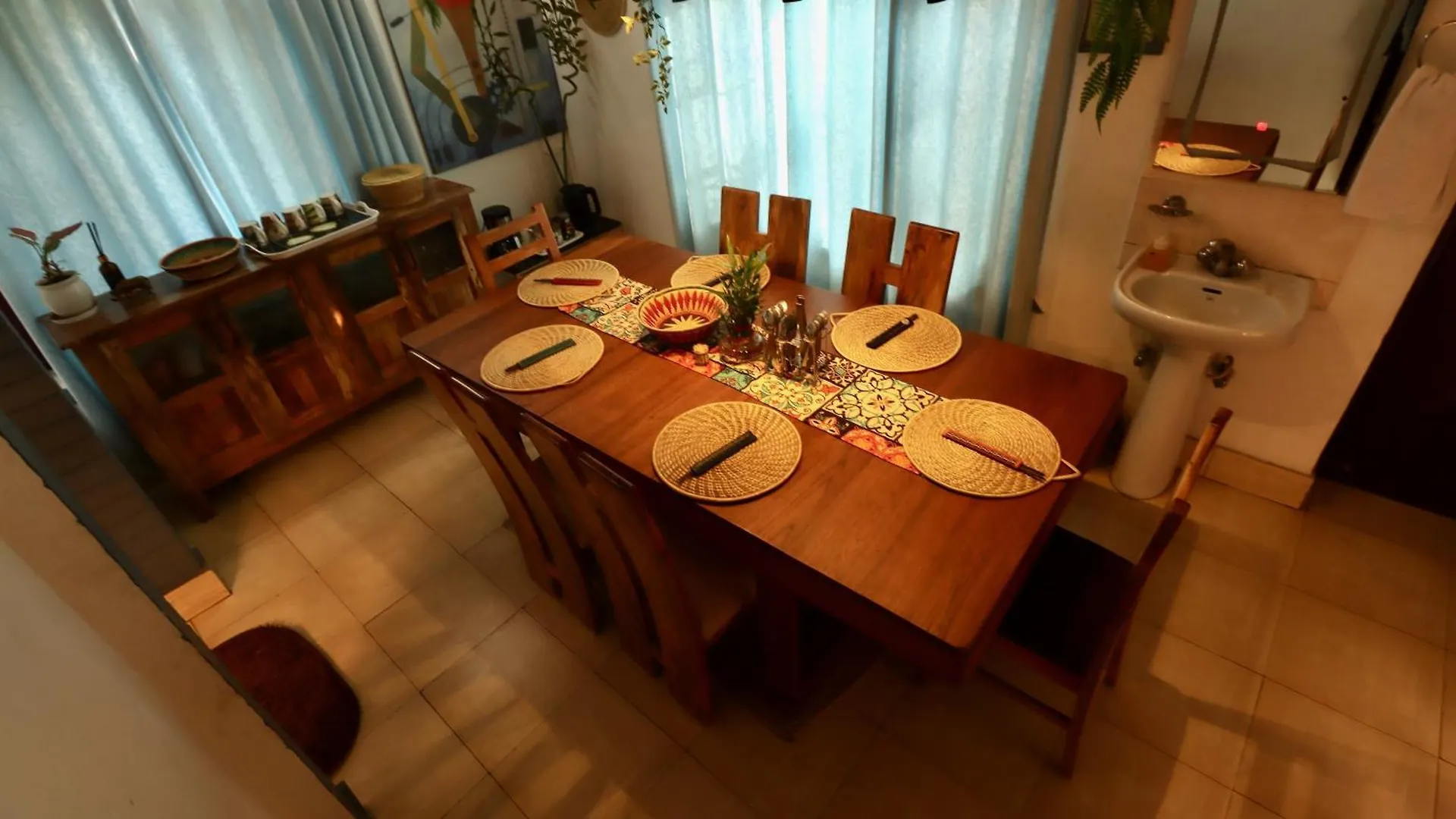 Wanderer'S Home Chabahil - A Home Away From Home カトマンズ ヴィラ